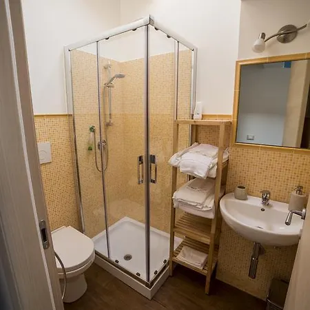 Il Tiglio Apartment *